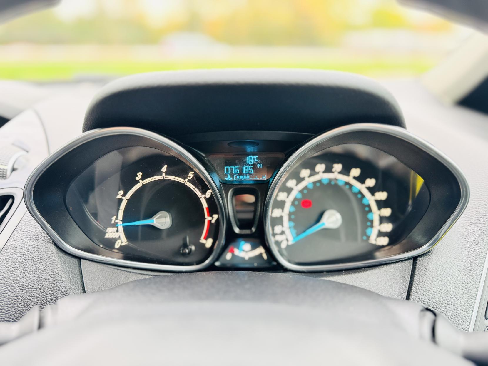 Ford B-Max 1.4 Zetec MPV 5dr Petrol Manual Euro 5 (90 ps)