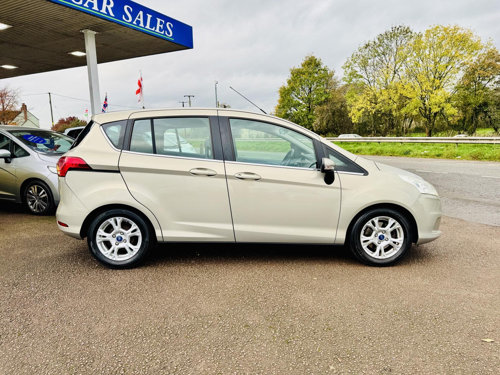 Ford B-Max 1.4 Zetec MPV 5dr Petrol Manual Euro 5 (90 ps)