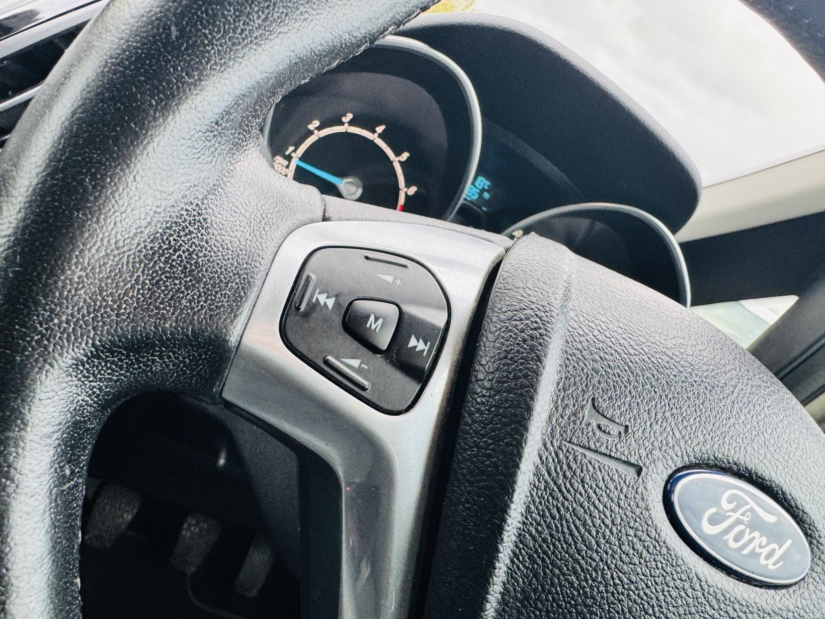 Ford B-Max 1.4 Zetec MPV 5dr Petrol Manual Euro 5 (90 ps)