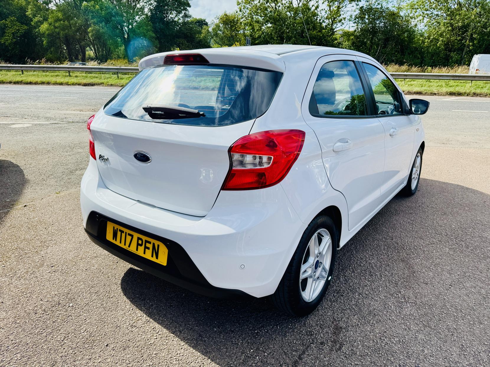 Ford Ka+ 1.2 Ti-VCT Zetec Hatchback 5dr Petrol Manual Euro 6 (85 ps)