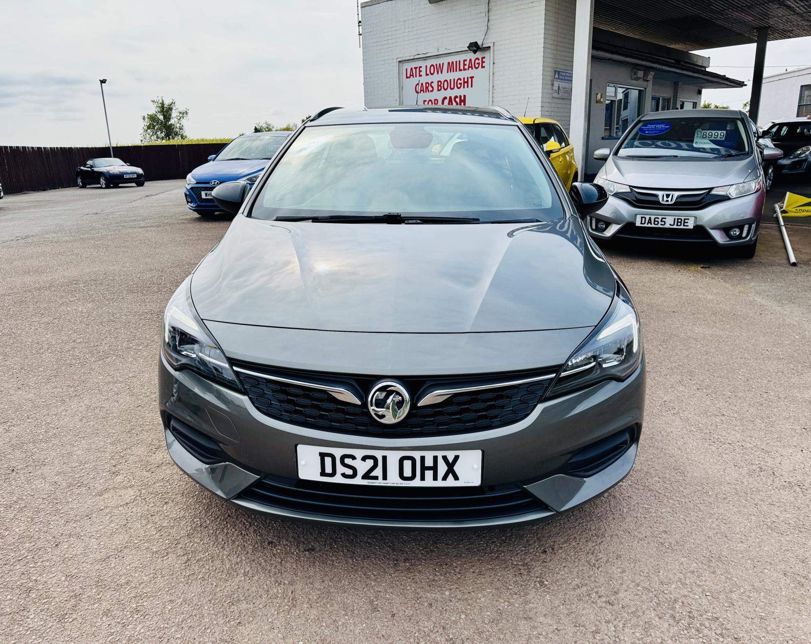 Vauxhall Astra 1.5 Turbo D Business Edition Nav Sports Tourer 5dr Diesel Manual Euro 6 (s/s) (122 ps)